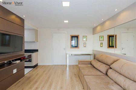 11_photo/94dce413bd.e0141d6033538564-ATLAS-d8304e42-83fa-4ac1-a78e-cec380f402bc.jpg de apartamento à venda com 2 quartos, 49m² em Centro, Curitiba