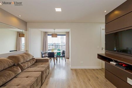 11_photo/94dce413bd.e0141d6033538564-ATLAS-e70cd3f1-7501-4644-815f-d659b2e16812.jpg de apartamento à venda com 2 quartos, 49m² em Centro, Curitiba