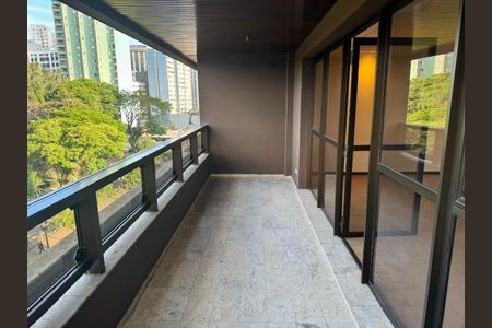 5_photo/94dce41407.16855f850d3c604b-ATLAS-14cf64ea-896a-4557-beaa-767bfb4e4331.jpg de apartamento para alugar com 3 quartos, 157m² em Centro, Curitiba