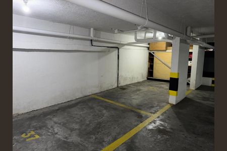 34_photo/94dce41407.16855f850d3c604b-ATLAS-b7cac5d0-b72e-49ca-aca6-4ebe9a5b0278.jpg de apartamento para alugar com 3 quartos, 157m² em Centro, Curitiba