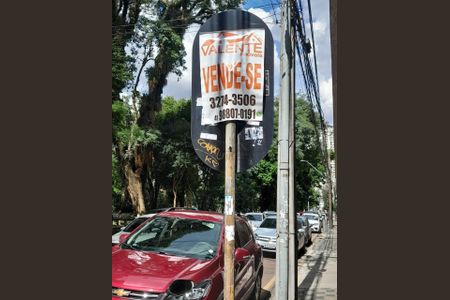 7_photo/94dce4145f.55cb5819fbd09464-ATLAS-3f8e6277-dc39-48d2-9ef2-3182bc3ccb28.jpg de apartamento à venda com 2 quartos, 101m² em Centro, Curitiba