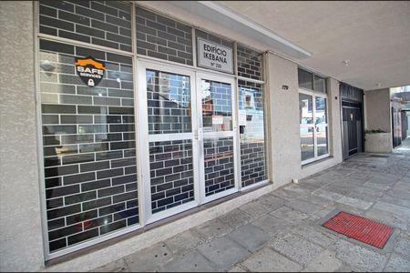 4_photo/94dce41489.c9b42380d565cc24-ATLAS-91bdfa7f-38bd-4c2b-9025-dd0b29d5e92a.jpg de apartamento para alugar com 1 quarto, 45m² em Centro, Curitiba