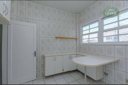 3_photo/94dce414a3.c4dd4ebc1b769376-ATLAS-25ea4fa5-2108-4b53-ad12-967d46711a5d.jpg de apartamento para alugar com 2 quartos, 89m² em Centro, Curitiba