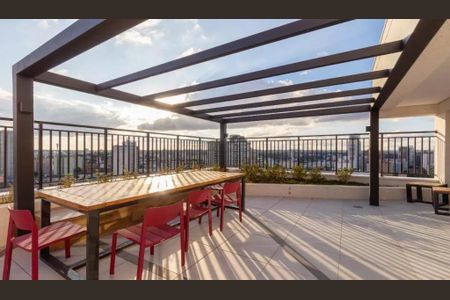 11_photo/94dce414a5.821bca6a381fcd78-ATLAS-2ff0ec69-2139-4447-b9ca-1c6cdb6c8156.jpg de apartamento para alugar com 1 quarto, 21m² em Centro, Curitiba