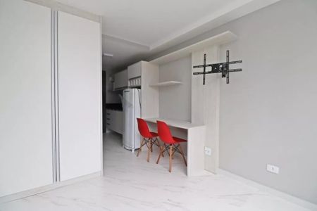 3_photo/94dce414a5.bf6e144acc7ff544-ATLAS-3655f4a4-889c-48ec-8e42-2a863addcc80.jpg de apartamento para alugar com 1 quarto, 21m² em Centro, Curitiba