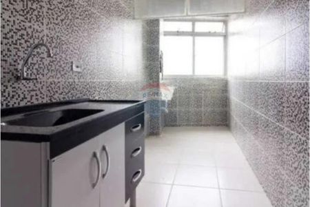 6_photo/94dce414b1.77080e4d6bca63d9-ATLAS-ab98ec89-4b2e-43a1-8646-961bbabfb8d6.jpg de apartamento à venda com 3 quartos, 88m² em Centro, Curitiba