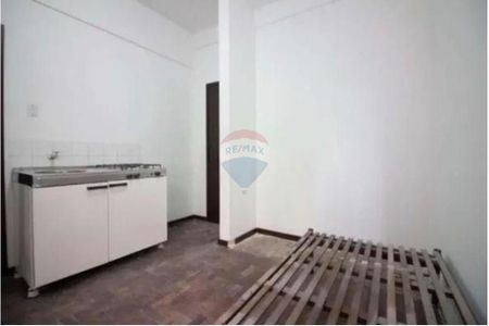 13_photo/94dce414b1.77080e4d6bca63d9-ATLAS-b03ce7f9-4c97-41fa-9ef4-394299e1259f.jpg de apartamento à venda com 3 quartos, 88m² em Centro, Curitiba