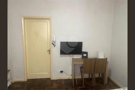 2_photo/94dce414b3.04a823dc9d4d949a-ATLAS-6527cb4b-9ff1-42aa-a471-e6b6a2e05134.jpg de apartamento à venda com 1 quarto, 40m² em Centro, Curitiba