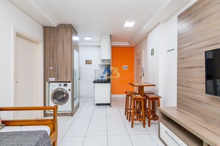 6_photo/94dce414b3.1aa5b8f538f3adaf-ATLAS-e7f78e4b-e5fd-44ca-8d5a-943952cbe4cc.jpg de apartamento à venda com 1 quarto, 33m² em Centro, Curitiba