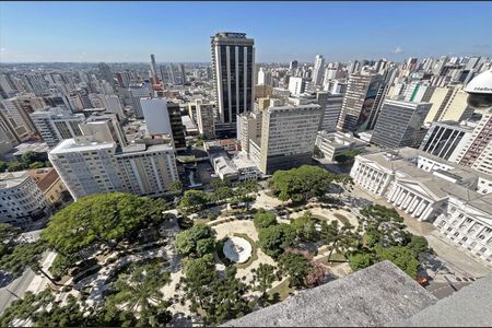 3_photo/94dce414d9.07764ee358e9f40c-ATLAS-104de2fd-0ed7-4d2a-b50f-8d673063516d.jpg de apartamento para alugar com 2 quartos, 80m² em Centro, Curitiba