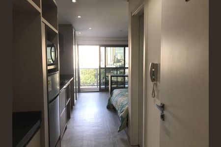 3_photo/94dce414fd.3714cccd63f8fe2d-ATLAS-8aaa5d2c-ea3c-4bd0-9a4f-f331d2acbd85.jpg de apartamento para alugar com 1 quarto, 28m² em Centro, Curitiba