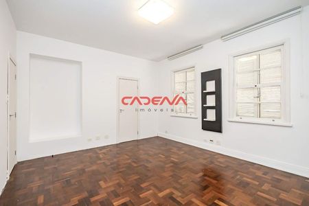 3_photo/94dce414fd.70d42bc12121e670-ATLAS-2f937b41-e23d-4bdf-9f70-e874bd6bb5ca.jpg de apartamento à venda com 2 quartos, 146m² em Centro, Curitiba