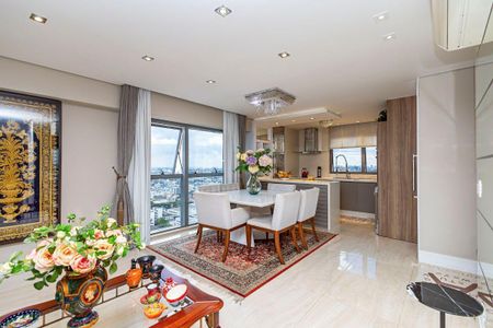 17_photo/94dce414fd.97484f792a469e2d-ATLAS-e34d6593-387f-41d7-867f-c70a8e06ffc6.jpg de apartamento à venda com 2 quartos, 218m² em Centro, Curitiba