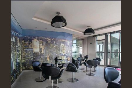 8_photo/94dce414fd.f0c5215ad52f2345-ATLAS-61aebfc4-e4f1-499b-bd11-08625fca5f3b.jpg de kitnet/studio à venda com 0 quarto, 30m² em Centro, Curitiba