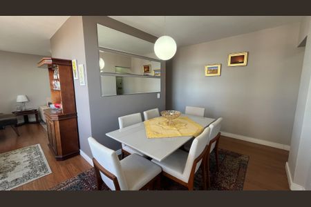 6_photo/94dce414fd.ffdf5ead00032d83-ATLAS-d8074986-e888-45e0-923f-cfe9f7cecc41.jpg de apartamento à venda com 2 quartos, 113m² em Centro, Curitiba