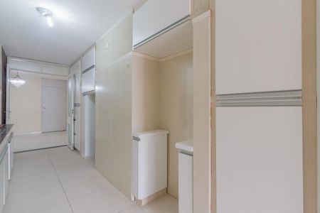 3_photo/94dce4151f.32a8019b0364636a-ATLAS-071ea4eb-5e5c-4cae-9e4d-32c4da17c7a1.jpg de apartamento à venda com 3 quartos, 134m² em Centro, Curitiba