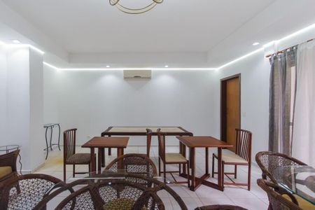 30_photo/94dce4151f.32a8019b0364636a-ATLAS-e21ca7dc-a977-4723-80ff-ee42b8b092bf.jpg de apartamento à venda com 3 quartos, 134m² em Centro, Curitiba