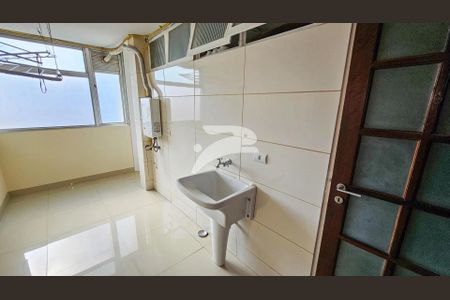 7_photo/94dce4151f.cfcd2f71a235f257-ATLAS-89b0685a-1d48-4354-ac47-8acd4fa92891.jpg de apartamento à venda com 2 quartos, 134m² em Centro, Curitiba