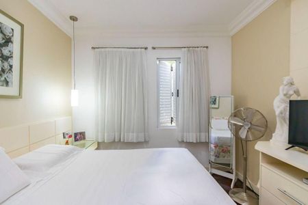 6_photo/94dce41523.5482cecd2b20f7f3-ATLAS-2fa3733f-853e-4c34-bd6e-4541cef05b2a.jpg de apartamento à venda com 3 quartos, 90m² em Centro, Curitiba