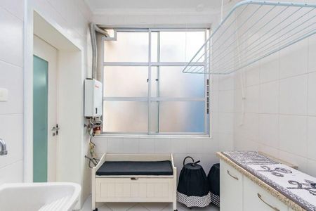 4_photo/94dce41523.5482cecd2b20f7f3-ATLAS-51b651af-ebe3-4517-ad5a-e980936e81b6.jpg de apartamento à venda com 3 quartos, 90m² em Centro, Curitiba