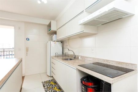 6_photo/94dce41525.3714cccd63f8fe2d-ATLAS-fe46021b-e795-4bf4-b260-4d88f45a942d.jpg de apartamento à venda com 2 quartos, 73m² em Centro, Curitiba