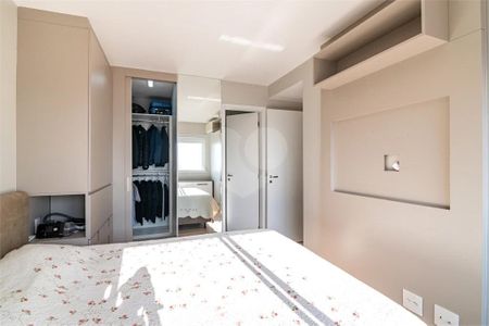 2_photo/94dce4153d.f7e81ba1849dc159-ATLAS-0347a9c4-bac7-42bf-914e-dbe7c846941f.jpg de apartamento à venda com 2 quartos, 73m² em Centro, Curitiba