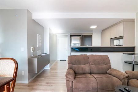 4_photo/94dce4153d.f7e81ba1849dc159-ATLAS-4abb18a7-d98d-4aa5-8ae6-0fcd12349cd2.jpg de apartamento à venda com 2 quartos, 73m² em Centro, Curitiba