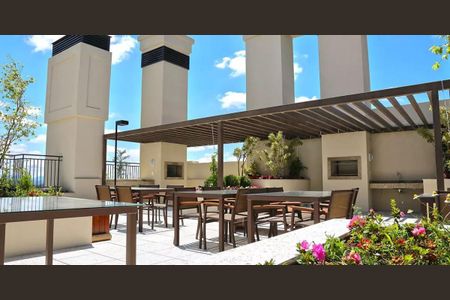 11_photo/94dce4153d.f7e81ba1849dc159-ATLAS-a7fbcb40-7bcd-4cdf-8a83-a60335c6e19f.jpg de apartamento à venda com 2 quartos, 73m² em Centro, Curitiba