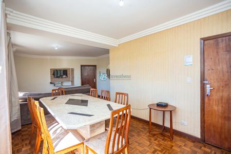 5_photo/94dce41541.4e1a6e6486a440d9-ATLAS-46a1a71d-6a32-42c3-a1c0-bab2ca9db940.jpg de apartamento à venda com 4 quartos, 166m² em Centro, Curitiba