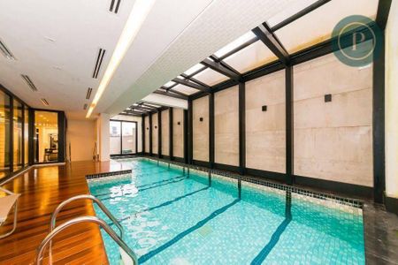 7_photo/94dce41541.ceff8192393c33de-ATLAS-589bbfd8-e0c7-46b3-a9bd-92cca09997d0.jpg de apartamento para alugar com 1 quarto, 44m² em Centro, Curitiba