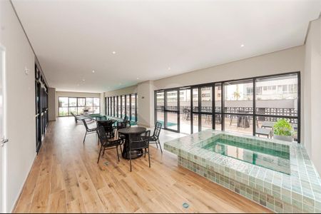 6_photo/94dce41545.6cfae7307d3dcc57-ATLAS-2e61a9b1-281c-496e-8103-64f2bdc6d8db.jpg de kitnet/studio à venda com 1 quarto, 34m² em Centro, Curitiba