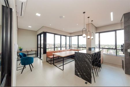 4_photo/94dce41545.6cfae7307d3dcc57-ATLAS-4ddc21ea-a301-4b83-a910-9ef0c7fc362e.jpg de kitnet/studio à venda com 1 quarto, 34m² em Centro, Curitiba