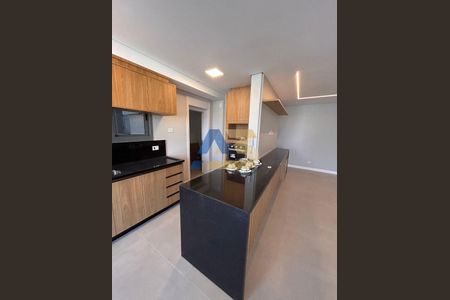 9_photo/94dce4155f.3714cccd63f8fe2d-ATLAS-0ba61d4e-58e6-43fe-a282-78d47e484e9b.jpg de apartamento à venda com 3 quartos, 110m² em Centro, Curitiba