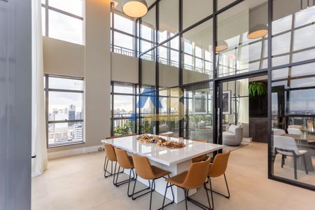 27_photo/94dce4155f.3714cccd63f8fe2d-ATLAS-27100451-18a0-4867-866b-e2755d5cc838.jpg de apartamento à venda com 3 quartos, 110m² em Centro, Curitiba