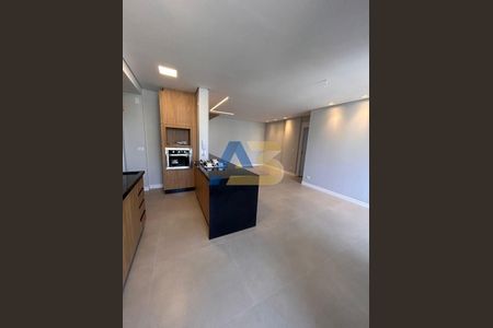 10_photo/94dce4155f.3714cccd63f8fe2d-ATLAS-489b03da-0105-4347-926b-b0ea6e7270f2.jpg de apartamento à venda com 3 quartos, 110m² em Centro, Curitiba