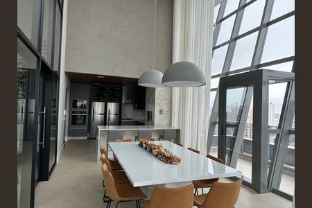 5_photo/94dce4155f.3714cccd63f8fe2d-ATLAS-4b9fd414-79d5-4e3f-895a-6982f04dba30.jpg de apartamento à venda com 2 quartos, 72m² em Centro, Curitiba