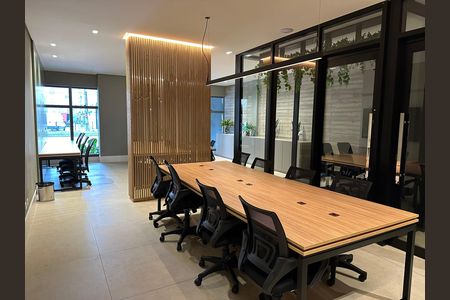 8_photo/94dce4155f.3714cccd63f8fe2d-ATLAS-e26d8f67-5579-4817-872c-43c0aa70fc05.jpg de apartamento à venda com 2 quartos, 72m² em Centro, Curitiba