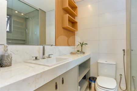 20_photo/94dce41561.04af7fc2355c33fa-ATLAS-e42c7f84-dbea-451a-98ef-8bb00b003e55.jpg de apartamento à venda com 3 quartos, 110m² em Centro, Curitiba