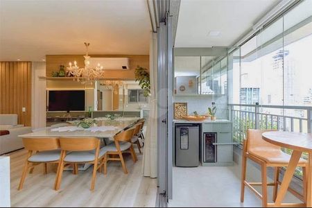 9_photo/94dce41561.ceff8192393c33de-ATLAS-1151c331-b908-417d-9229-ad82ed7aa4e8.jpg de apartamento à venda com 3 quartos, 107m² em Centro, Curitiba