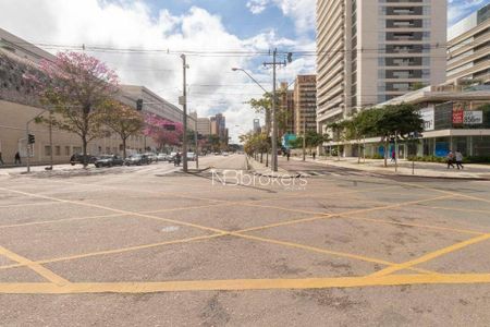 24_photo/94dce415d7.76de4e3051feab45-ATLAS-fb2d5f68-ccf9-409d-a5e2-9a02625ce1c8.jpg de apartamento à venda com 1 quarto, 36m² em Centro Cívico, Curitiba