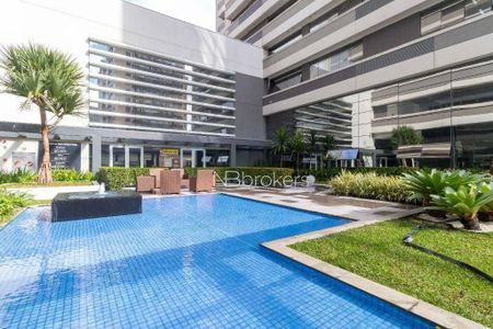 32_photo/94dce415d7.ec45c5915be217bb-ATLAS-576e2c74-5d8e-4bfb-b8e0-b292f12ebf85.jpg de apartamento à venda com 1 quarto, 38m² em Centro Cívico, Curitiba