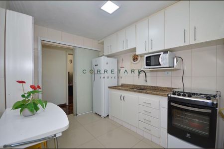 17_photo/94dce415f9.3714cccd63f8fe2d-ATLAS-459fbcbf-eaf1-4ad1-a100-0285872fea67.jpg de apartamento à venda com 3 quartos, 144m² em Centro, Curitiba