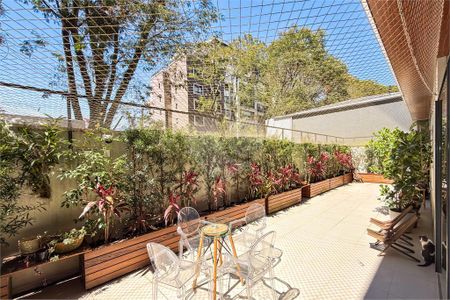 25_photo/94dce4166d.7066937cd636288e-ATLAS-d96b76e2-b4c3-4bfa-b473-37d9d1c3e45f.jpg de apartamento à venda com 3 quartos, 238m² em Alto da Glória, Curitiba