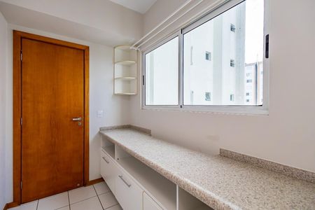 39_photo/94dce416dd.0673d88fd24b748b-ATLAS-bad7534e-38db-4e93-87ae-4e71e17be9e0.jpg de apartamento para alugar com 4 quartos, 138m² em Centro Cívico, Curitiba