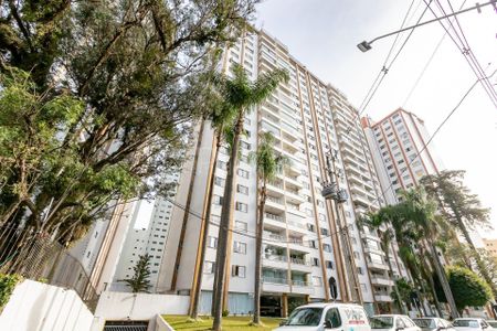 43_photo/94dce416e7.3c4f9bce803a6a8f-ATLAS-20a433a2-ab40-421e-96fc-6416a3c0da52.jpg de apartamento à venda com 4 quartos, 365m² em Centro Cívico, Curitiba