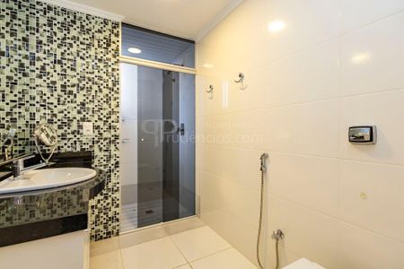 7_photo/94dce416e7.3c4f9bce803a6a8f-ATLAS-2a4e2aab-cc34-40f8-926a-84926be50ca4.jpg de apartamento à venda com 4 quartos, 365m² em Centro Cívico, Curitiba