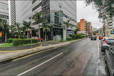 2_photo/94dce41747.31a6924ed8aab7dc-ATLAS-9a148a9a-e6b0-4939-b9d1-7689e96a1842.jpg de kitnet/studio para alugar com 1 quarto, 46m² em Centro Cívico, Curitiba