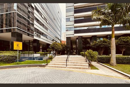 12_photo/94dce41747.a944a7ef88bd55c6-ATLAS-bdb7a84d-5c8d-41cf-a61e-12b612e1d1df.jpg de apartamento à venda com 1 quarto, 33m² em Centro Cívico, Curitiba