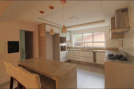 7_photo/94dce4176b.edcb0e0202edb489-ATLAS-c304c858-83cd-4b79-8794-91e707f4372b.jpg de apartamento para alugar com 2 quartos, 102m² em Centro Cívico, Curitiba