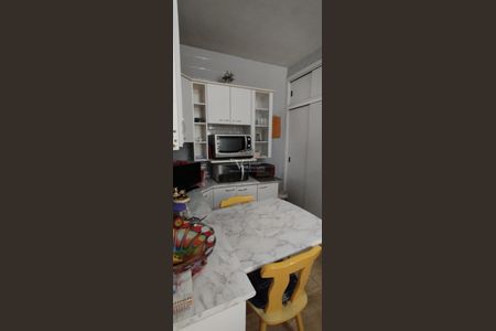 2_photo/94dce4178d.71d57c28792d37c8-ATLAS-a9ad065a-c0f0-45a6-b7c3-268eb65a3b24.jpg de apartamento à venda com 4 quartos, 200m² em Centro Cívico, Curitiba